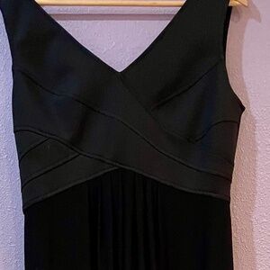 Black Sleeveless Gown